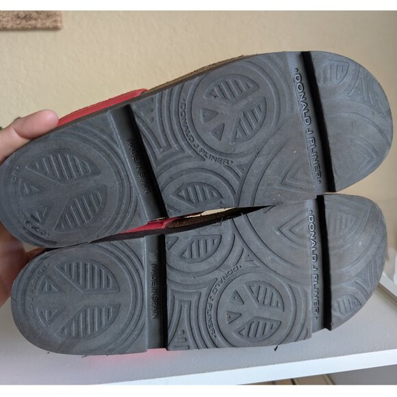 Donald J Pliner, Beaded Coral Corkbed Thong Sandals – Made in Spain – Size 9 - Picture 10 of 10